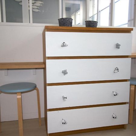 Cosy Apartment In The Center Of La Flotte Bagian luar foto