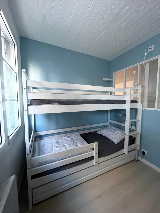 Cosy Apartment In The Center Of La Flotte Bagian luar foto
